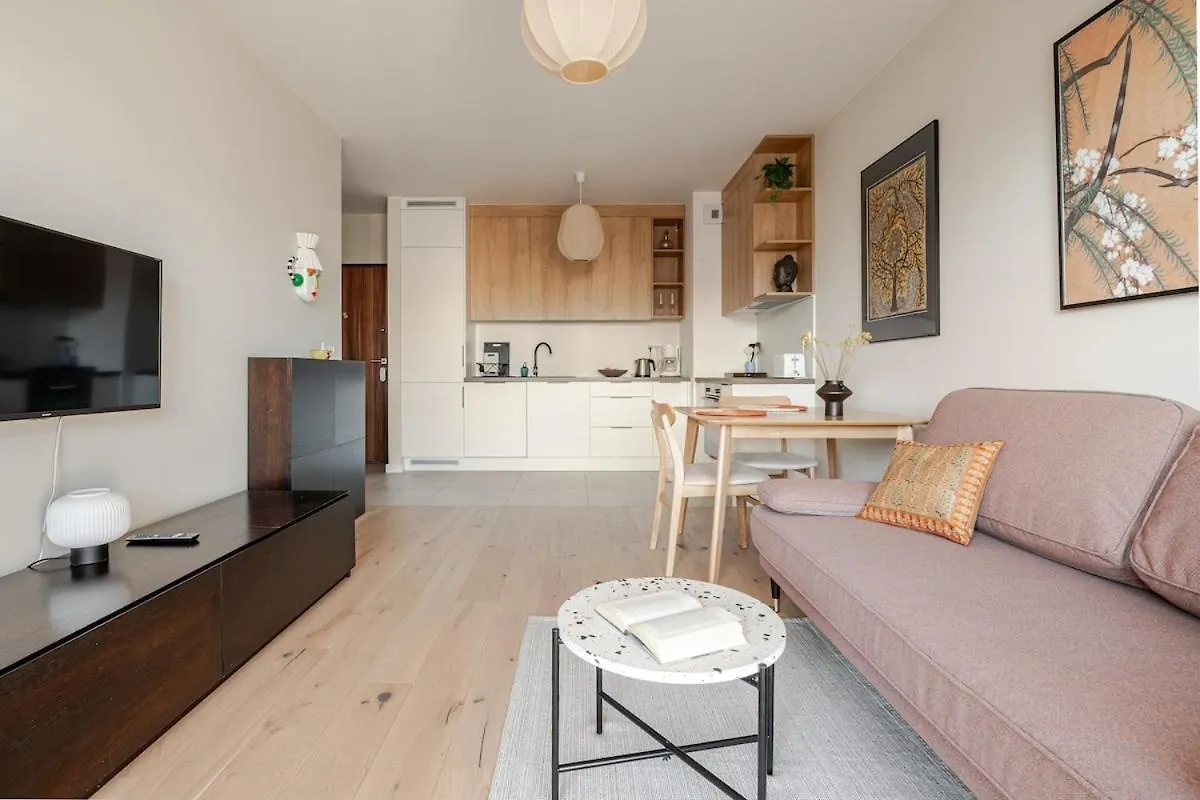 Διαμέρισμα Cosy Home With A Comfy Work Space Βαρσοβία